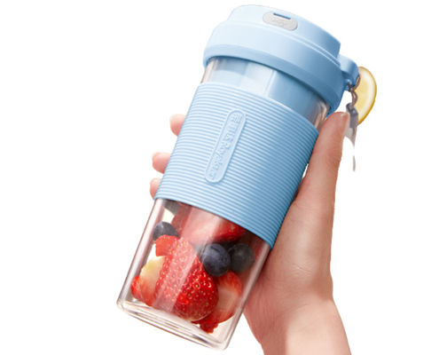 Macchina del miscelatore di 300ML 7.4V Mini Electric Juice Bottle Fruit ricaricabile
